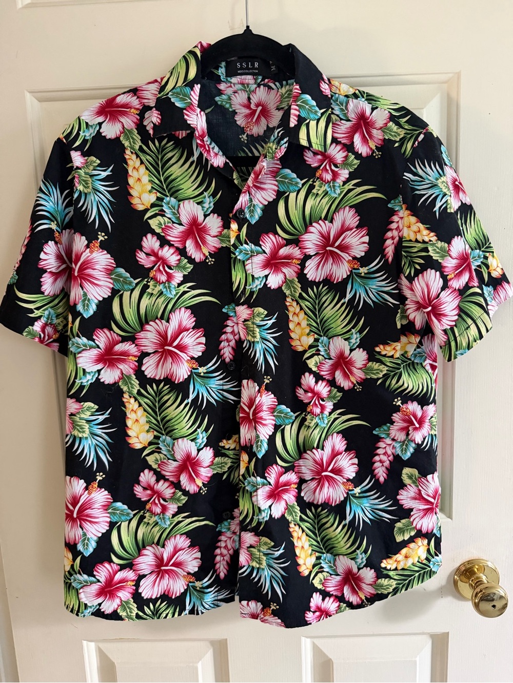SSLR Men’s Black Tropical Floral Button-Down Shirt - Pink & Green